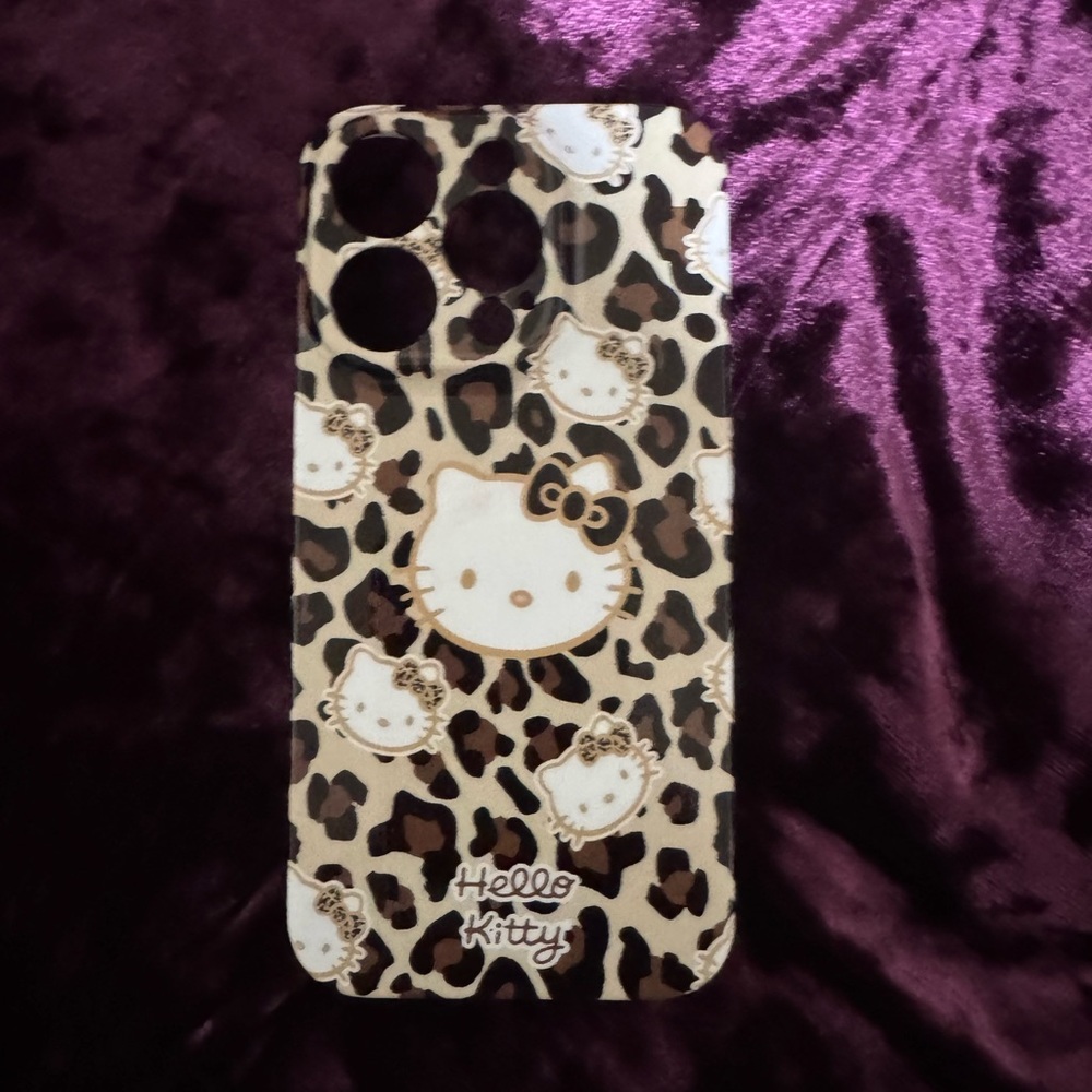 Hello kitty iphone 15 pro case hard plastic shell